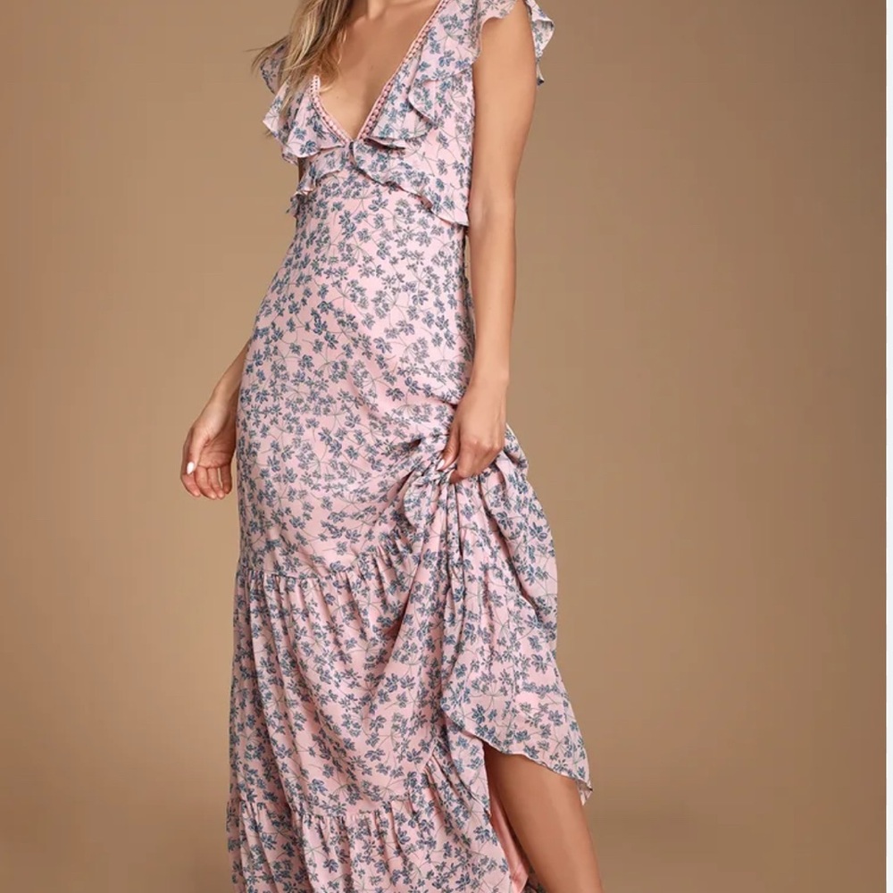 Lulus Floral Feminine Cottagecore Maxi Dress. Size Small